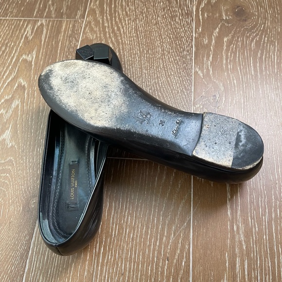 LOUIS VUITTON black flats size 38 - Picture 5 of 13